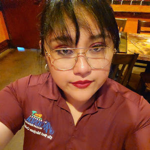 Meet your Posher, Mayra